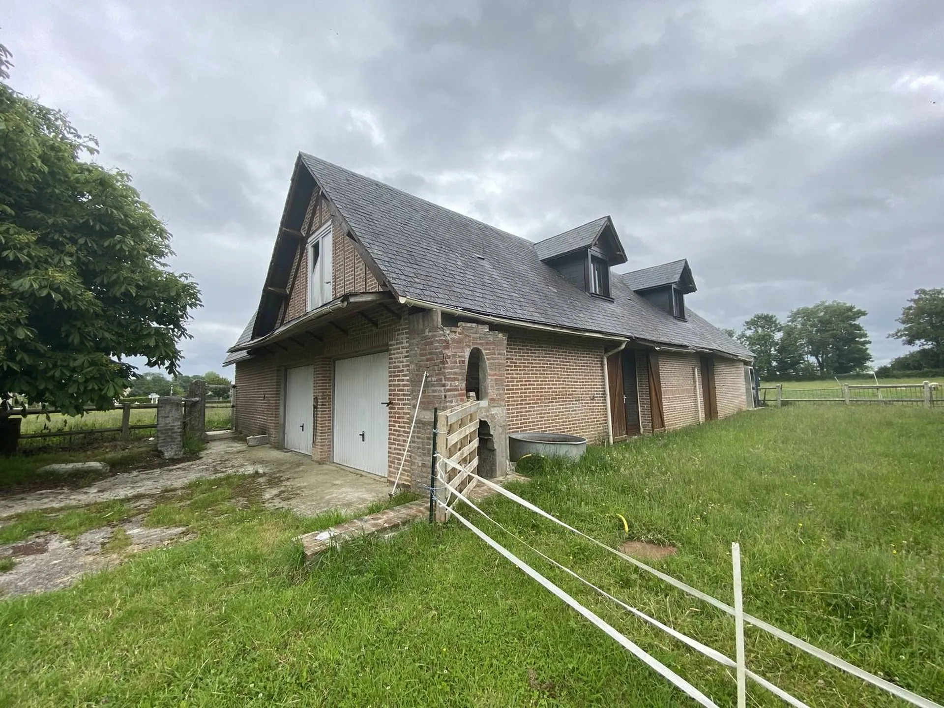 A vendre maison de campagne, située au calme dans un village de Normandie, 76.
