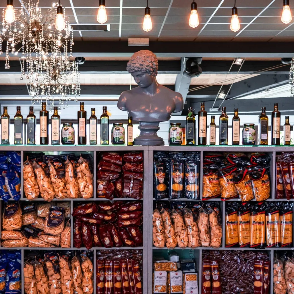 Epicerie fine dans restaurant italien à Pernes les Fontaines