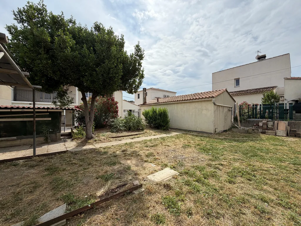 Maison à VELAUX de 144m² avec jardin et garage proximité centre ville