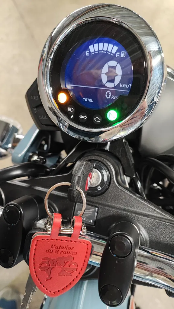 HONDA ST125 DAX du 06/2023 avec 1 km.