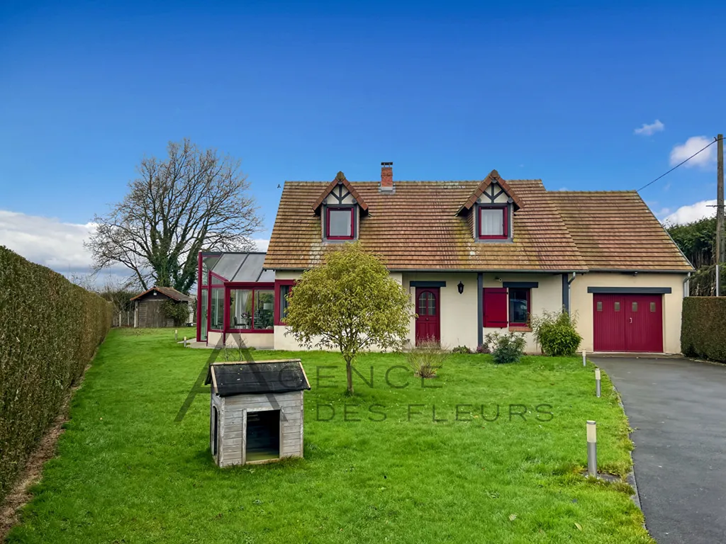 À vendre, beau pavillon lumineux de 154m² sur un terrain de 1000m² situé au Thuit de l'Oison