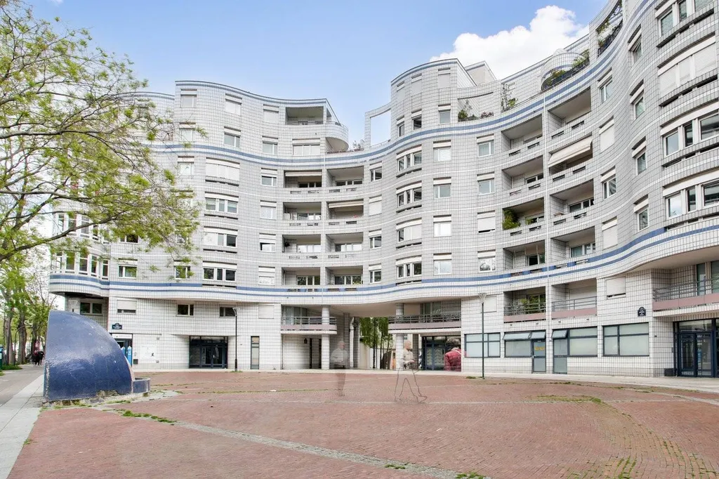 à vendre 75015 121 m²