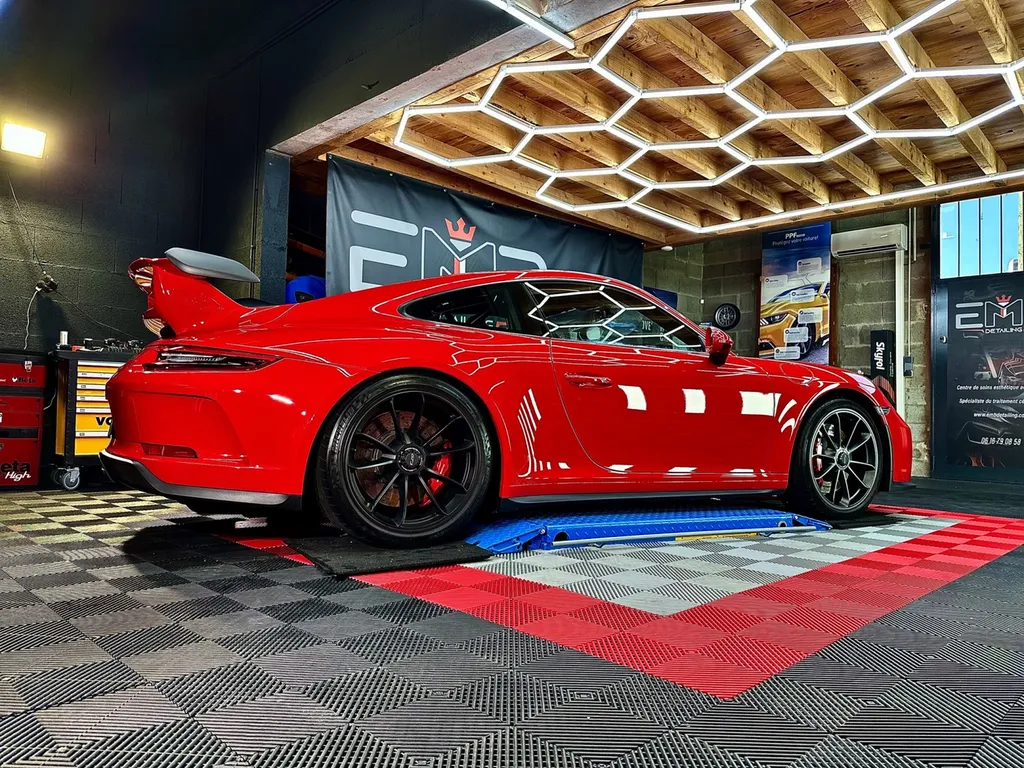 centre de DETAILING Lyon protection céramique film de protection PPF Porsche GT3