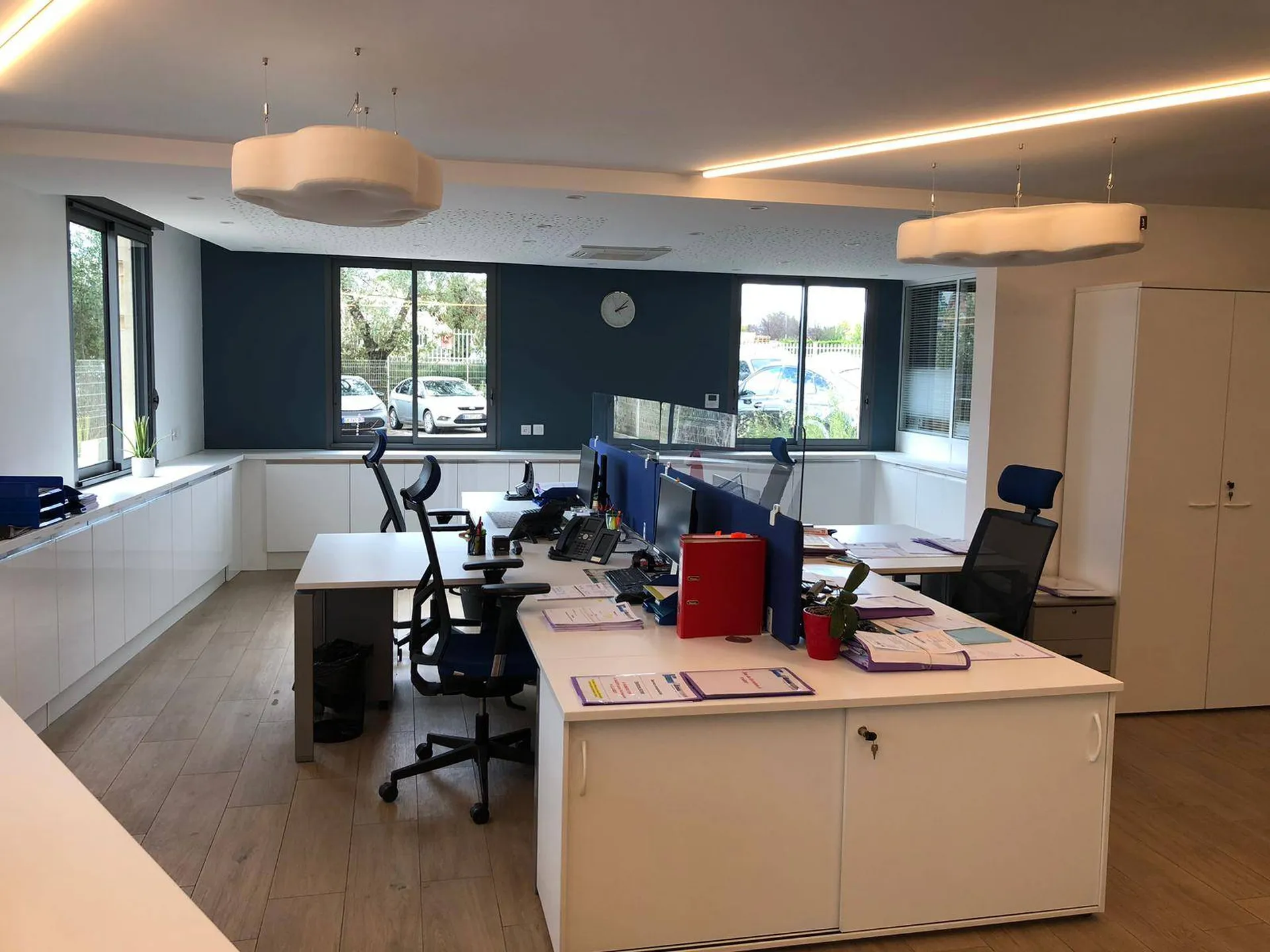 Bureaux collaborateurs gamme Astrolite Buronomic à Alès Gard