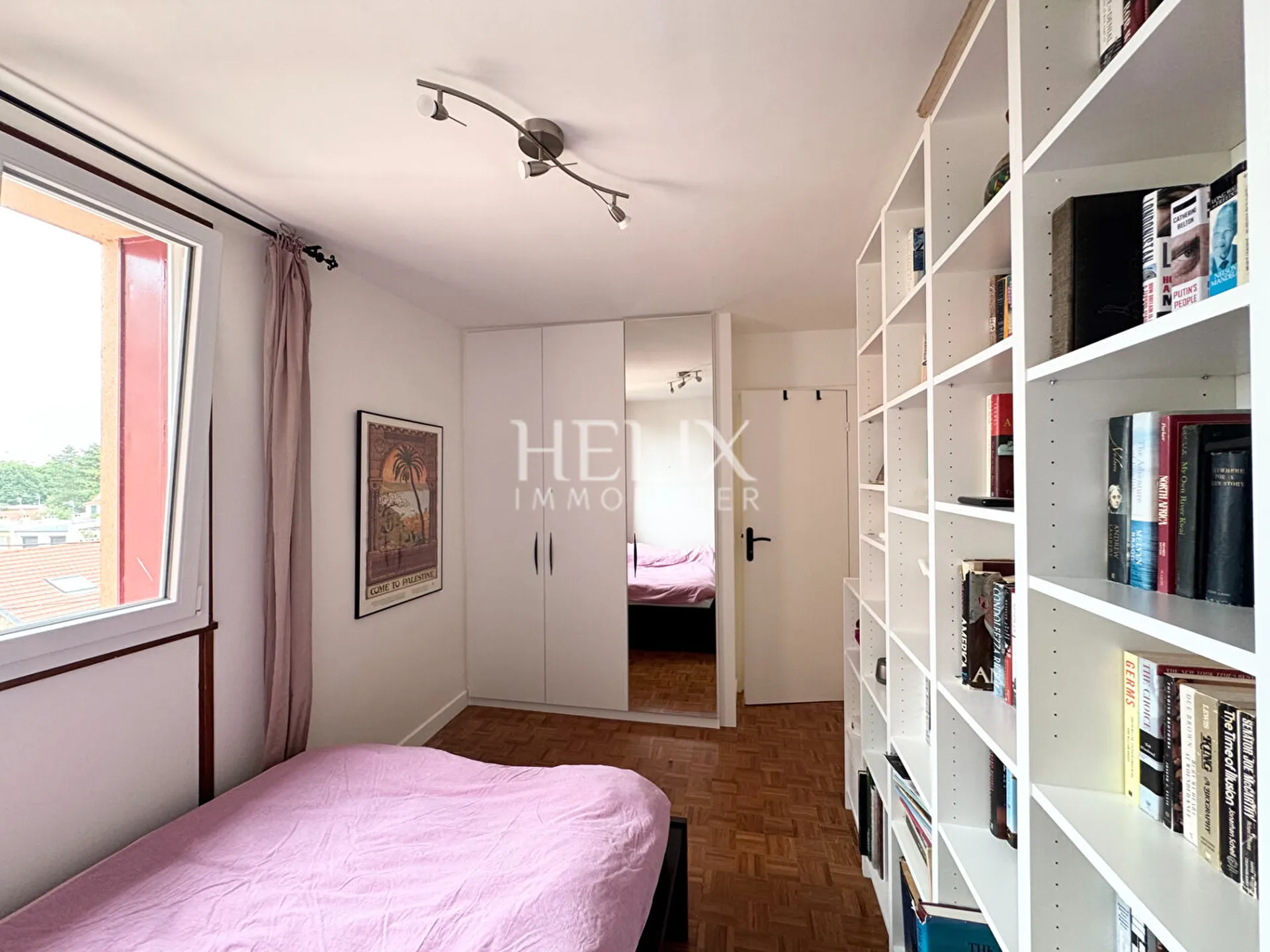 À louer à Chatou – 5 pièces traversant de 84 m² au 3ᵉ et dernier étage dans une résidence de standing