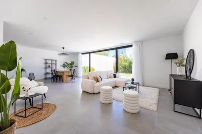 Acheter une Maison contemporaine plain-pied  Mérignac secteur Saint Augustin/Mondésir limite Bordeaux 141m2 4 chambres dont une suite parentale jardin stationnement