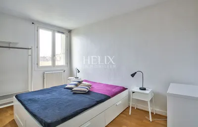 Rue de Lorraine à Saint Germain en Laye Superbe appartement traversant de 66,23 M2, extrêmement lumineux et disposant de vues dégagées, situé au 3ème étage d'un immeuble ancien.