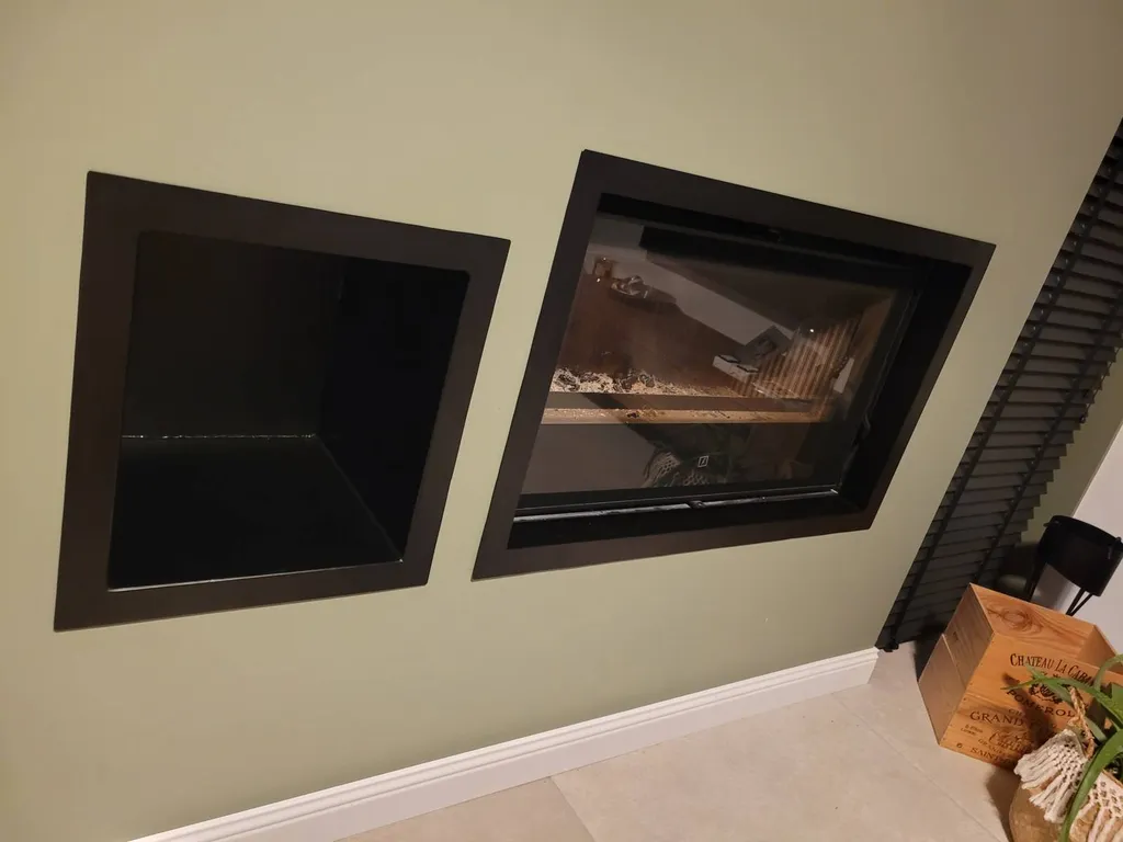 Habillage artisanal d’une niche de cheminée – Bordeaux, Gironde | Fabrication sur mesure avec des matériaux nobles pour un intérieur élégant et chaleureux.