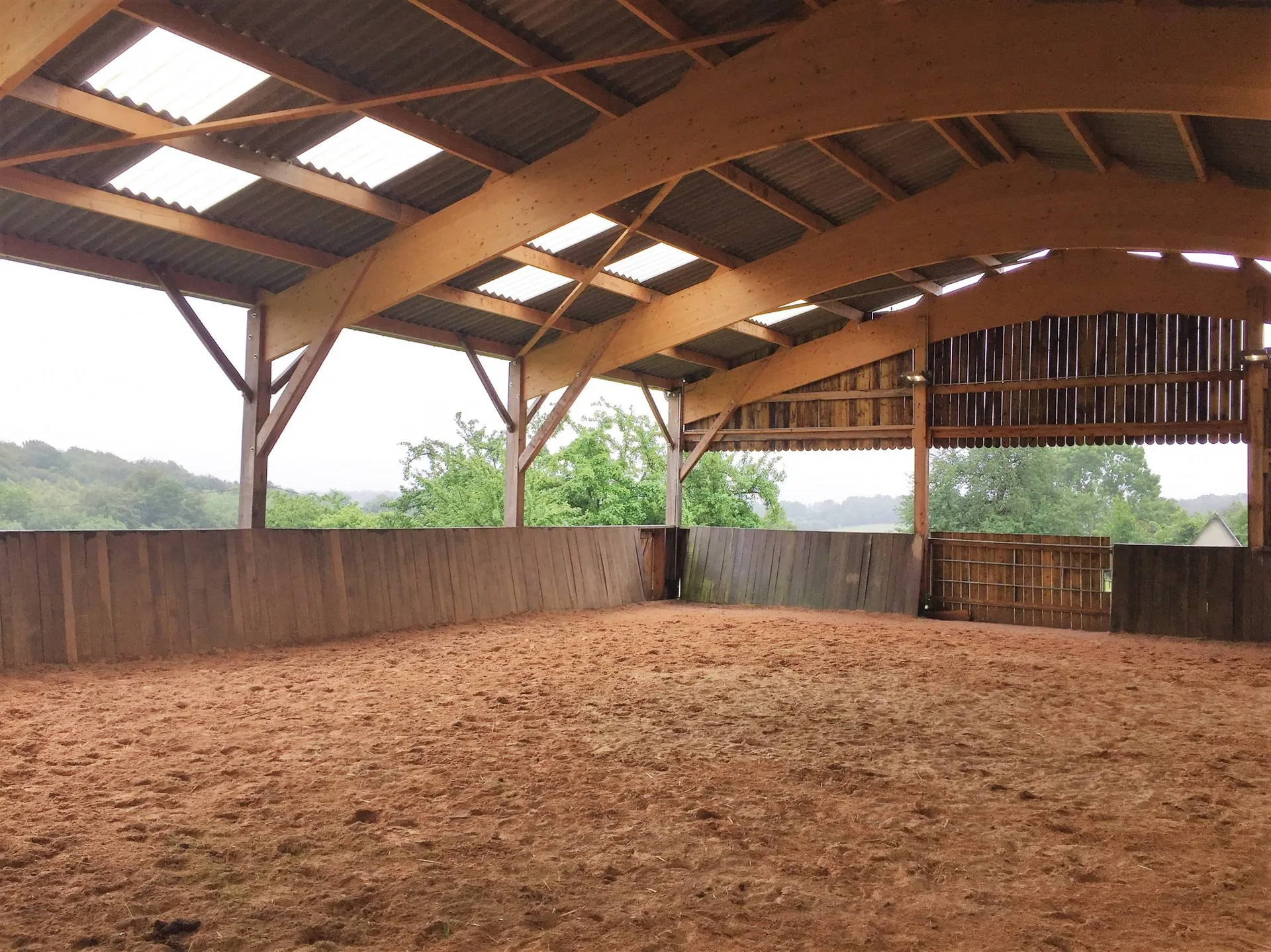 HARAS A VENDRE DANS L'EURE 27 OU LE CALVADOS 14