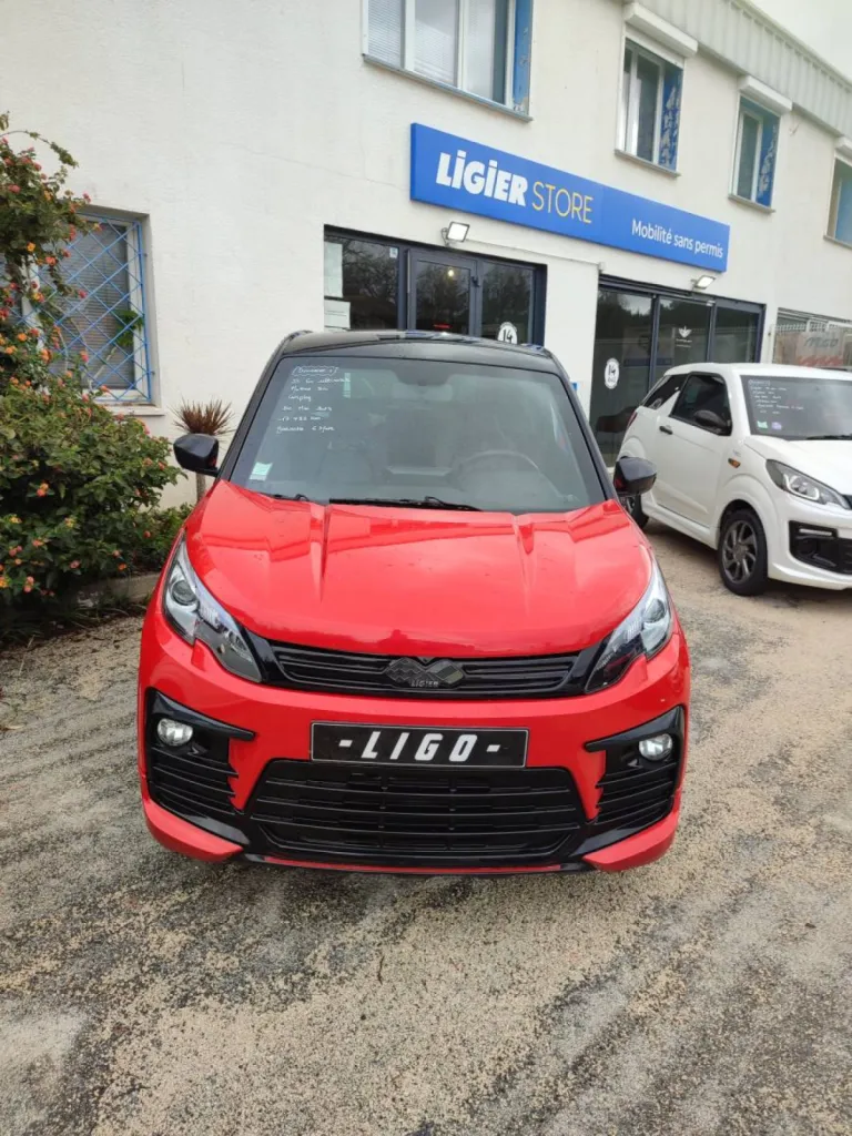 Vente voiture sans permis d'occasion Ligier JS60 Ultimate avec moteur DCI et carplay android auto