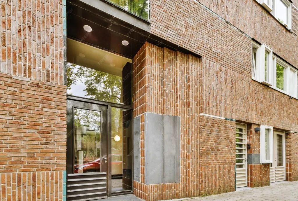 Traitement professionnel des punaises de lit dans un immeuble collectif à Toulouse