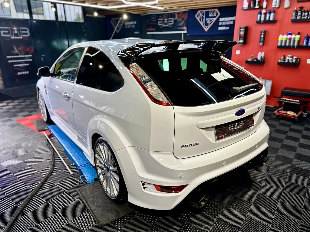 rénovation carrosserie lyon spécialiste du traitement céramique ouest lyonnais 