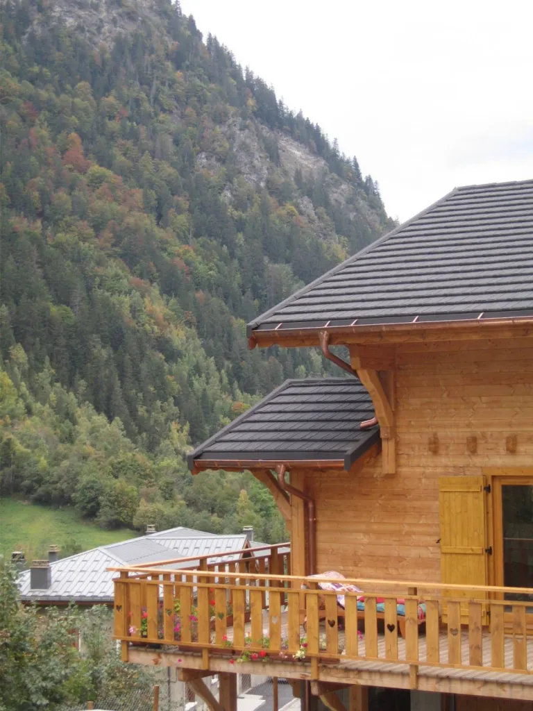 Tuile métallique GERARD CORONA en Tarentaise