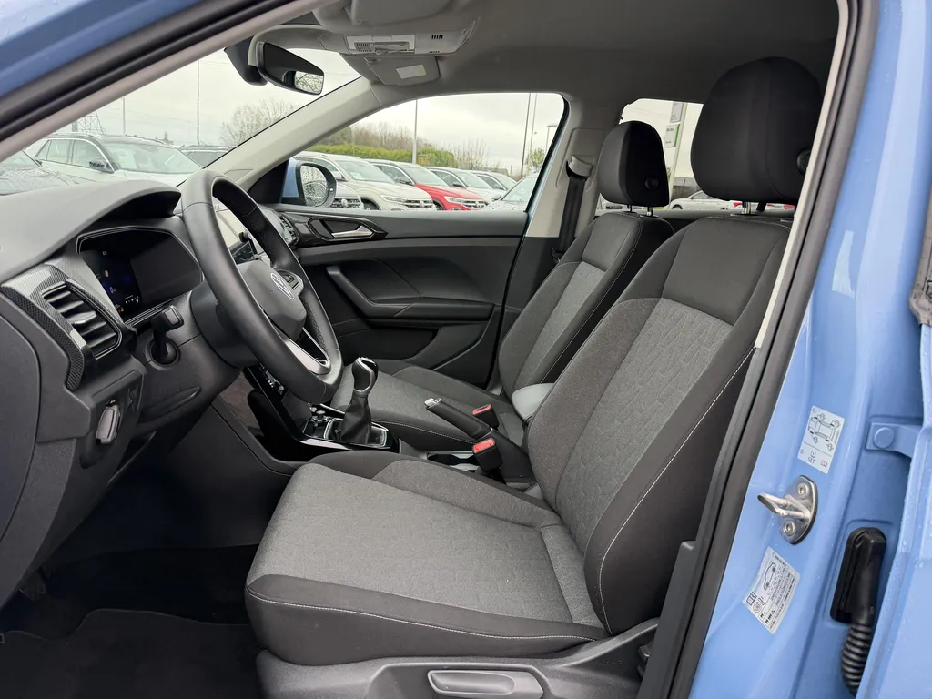 Volkswagen T-Cross occasion proche Rouen SUV essence 95 ch faible kilométrage garantie constructeur disponible