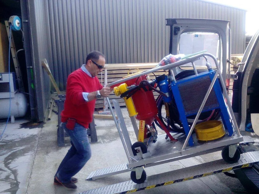 skid aérogommage monté