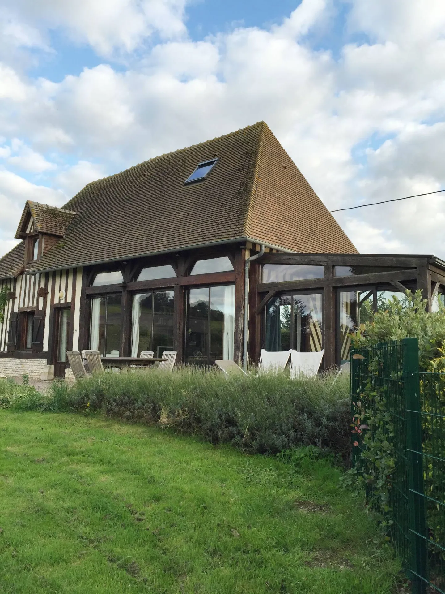 Maison d'habitation avec piscine