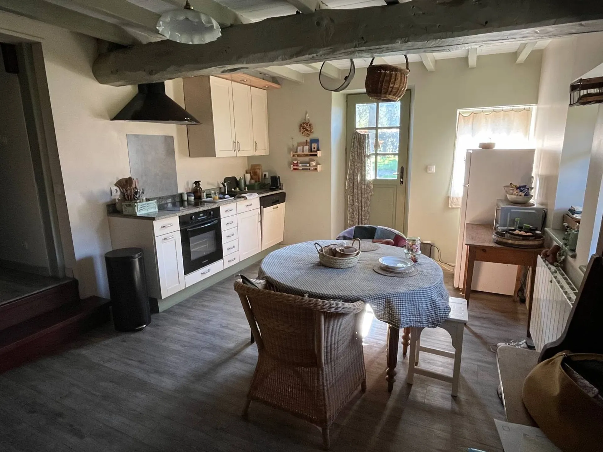 A vendre : Chaumière en très bon état général située à Rives en Seine