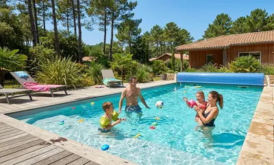 Pisciniste Landais : piscines a coque avec rideau sur Mimizan