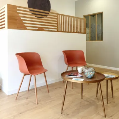 Espace d’accueil moderne et accueillant d'un magasin à Gujan-Mestras, par l’Atelier D. architecte d’intérieur à Bordeaux.