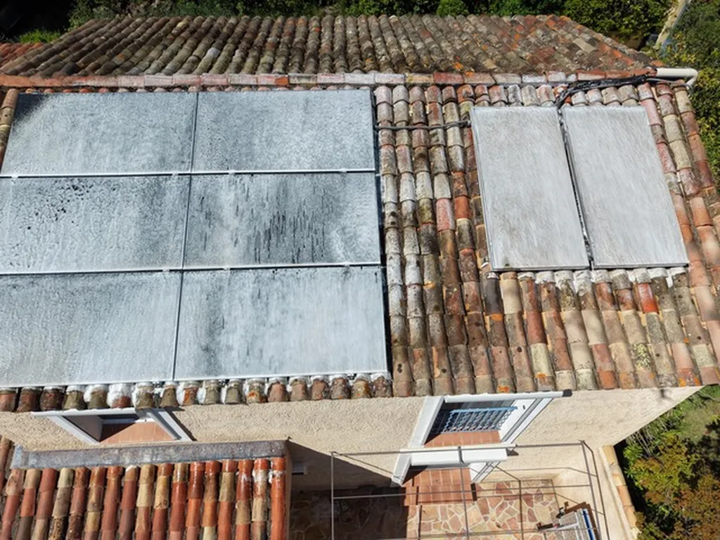 Nettoyage de toiture par drone à La Seyne-sur-Mer : comment ça fonctionne ?