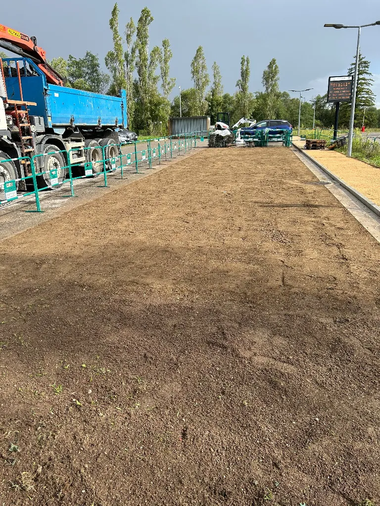 Entreprise de terrassement Divonne-les-Bains: Pose de DALLE-Gazon