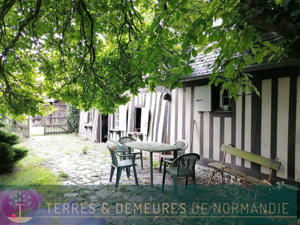 Centre village de Cormeilles, maison normande et jardin. EURE 27