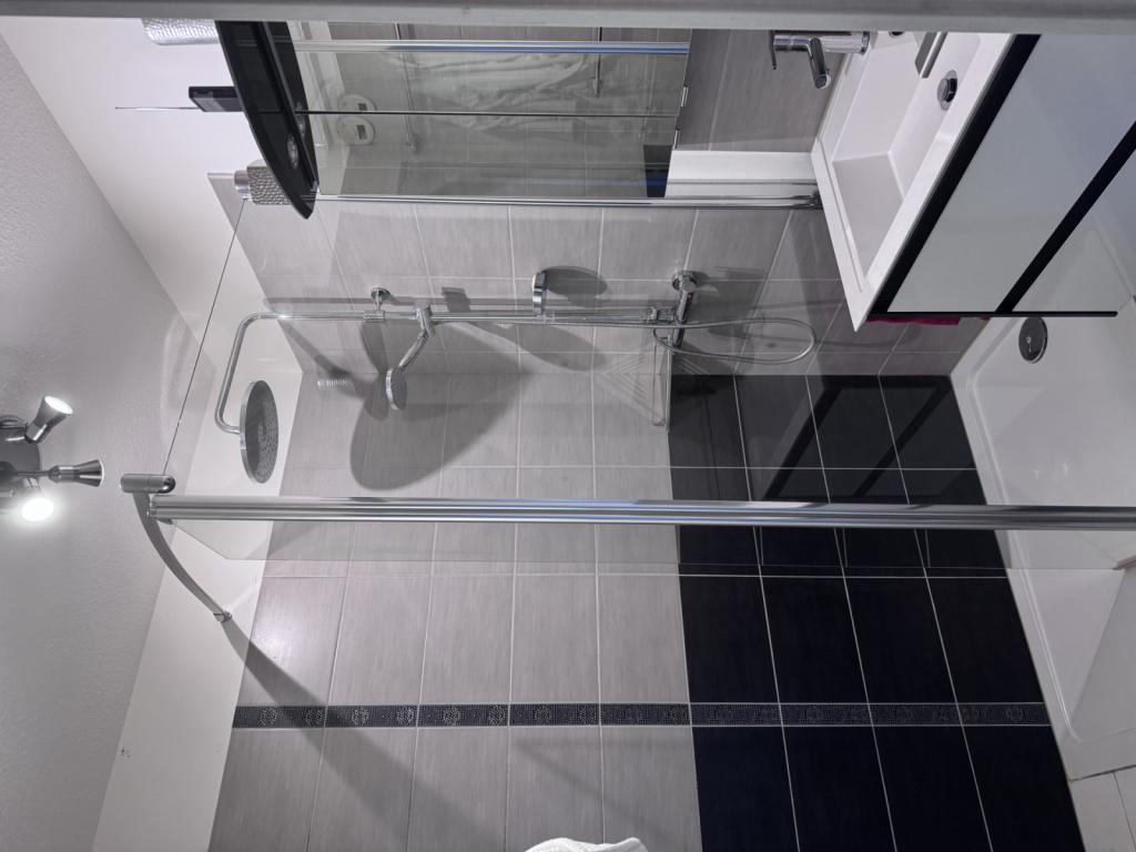 DUPLEX AVEC TERRASSE + DEUX PARKINGS / MONT ST AIGNAN