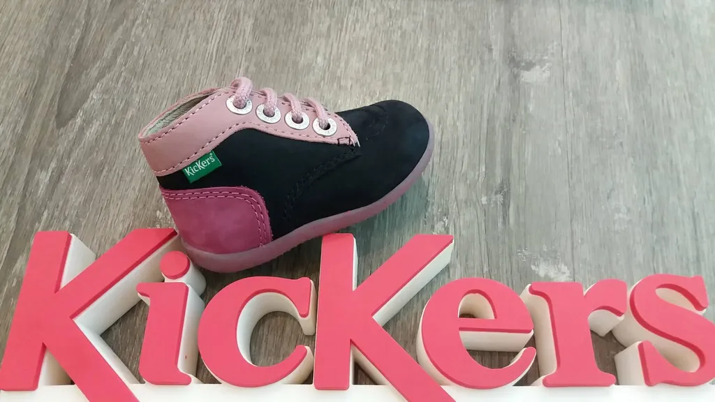 Premières Chaussures pour bébés  KICKERS A LIBOURNE Chez BABY VILA