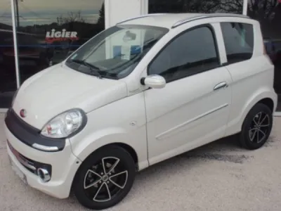 VENDU !!! Vente Voiture sans permis d'occasion MICROCAR M.GO PARIS de 2011 a Toulon dans le Var 83
