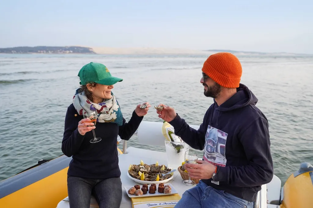 Idée d'activité sur le bassin d'Arcachon : brunch et balade en bateau privatisé !
