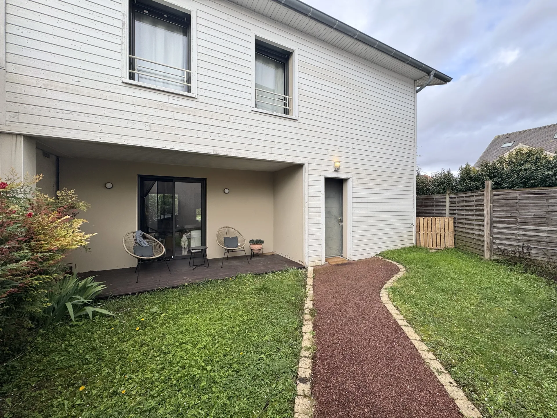 Vivre dans une jolie maison contemporaine dans le quartier du lycée international de Saint Germain en Laye