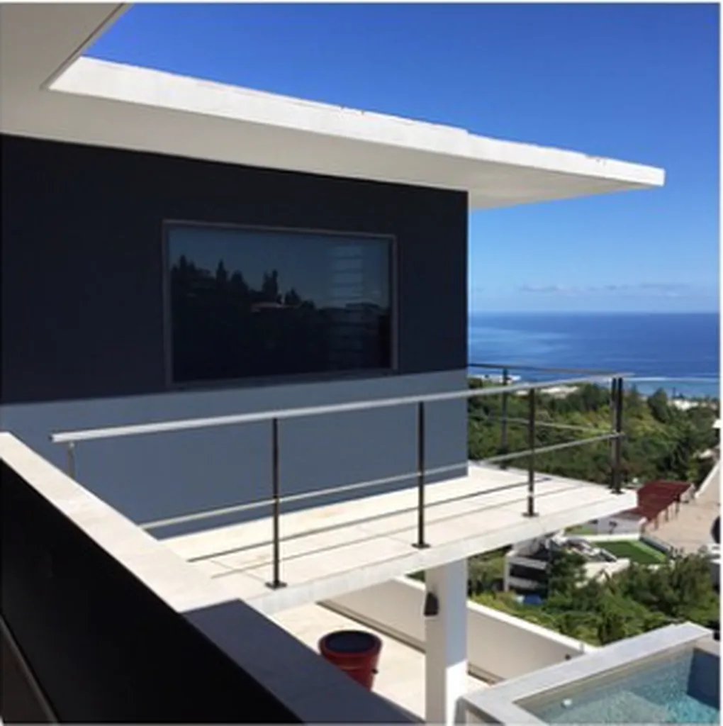 Maison TAHITI TOUS LES SOLS CHAMBRES SEJOUR CUISINE SALLES DE BAIN EN BETON CIRE TERRE DU MONDE ref SOPHIE