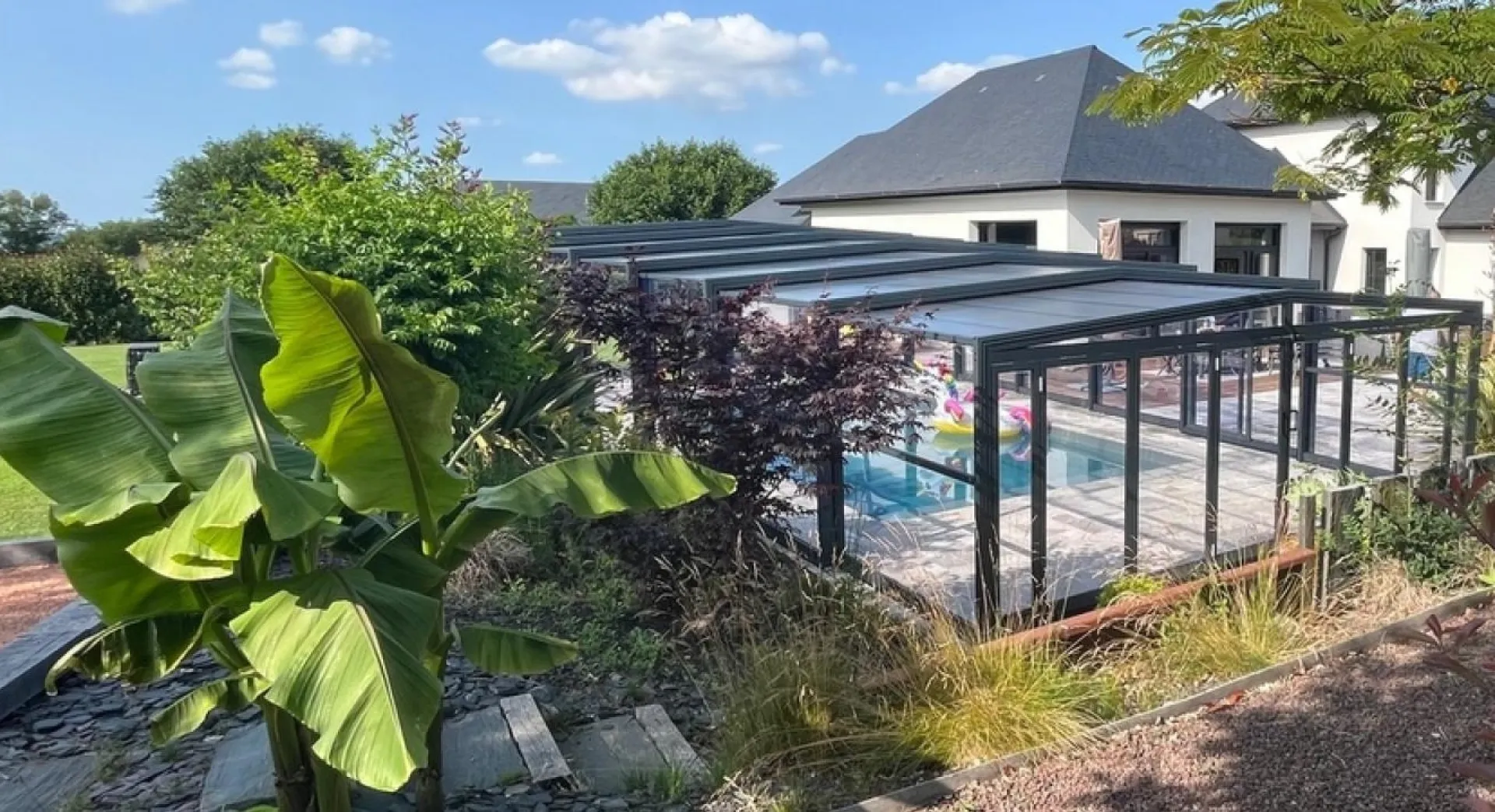 abri de piscine - LA RIVIERE SAINT SAUVEUR