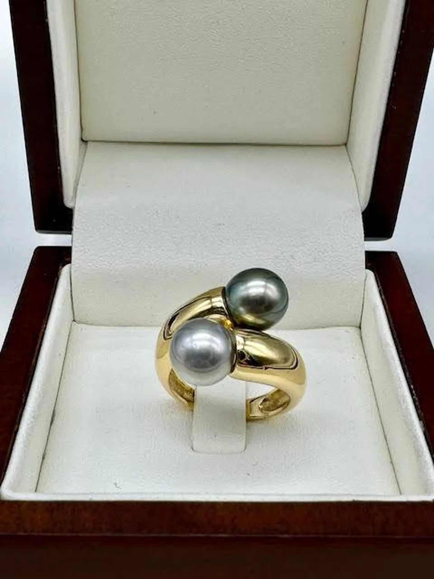 L'Exotisme des Perles de Tahiti dans une Bague Toi & Moi, en Dépôt-Vente sur le Bassin d'Arcachon chez Or Ligne