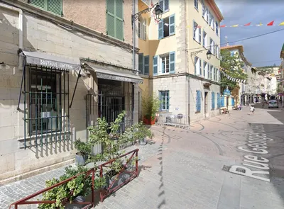 VENTE AUX ENCHÈRES PUBLIQUES D'UN DROIT AU BAIL – DRAGUIGNAN CENTRE VILLE