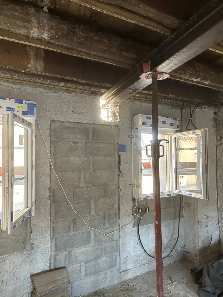 Pose d’un IPN pour consolider le plancher lors de la rénovation de la maison