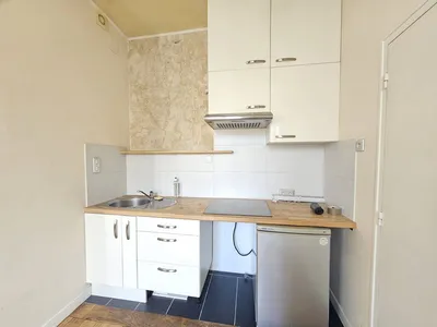 cherche appartement sur Bordeaux proche Tram C ou D et quais 