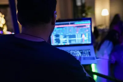 animation Dj pour fête privé Marseille ECC