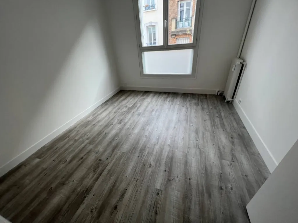 Pose de lames PVC quinconce, le havre