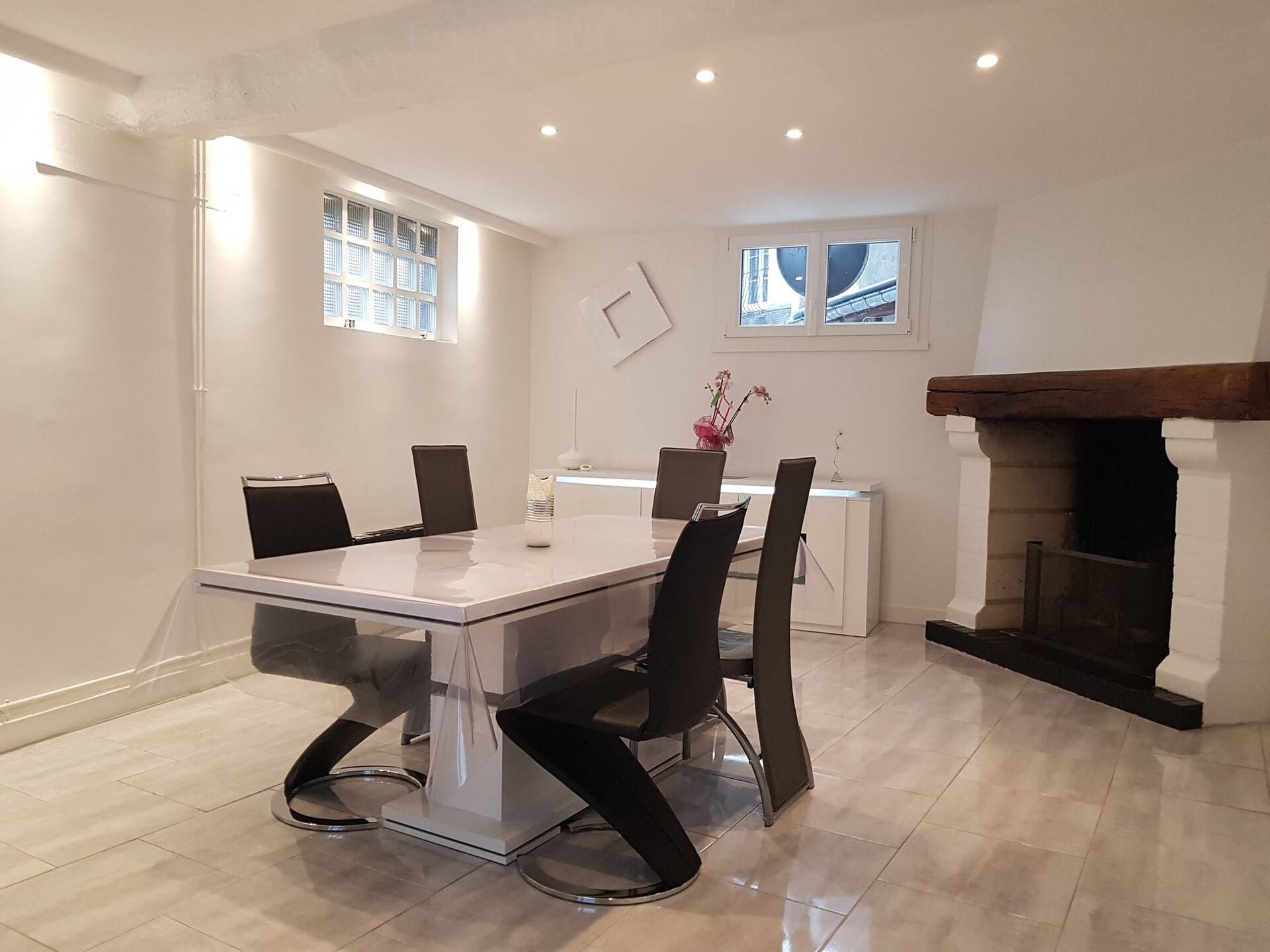 En vente maison de ville atypique centre Lisieux Calvados 14