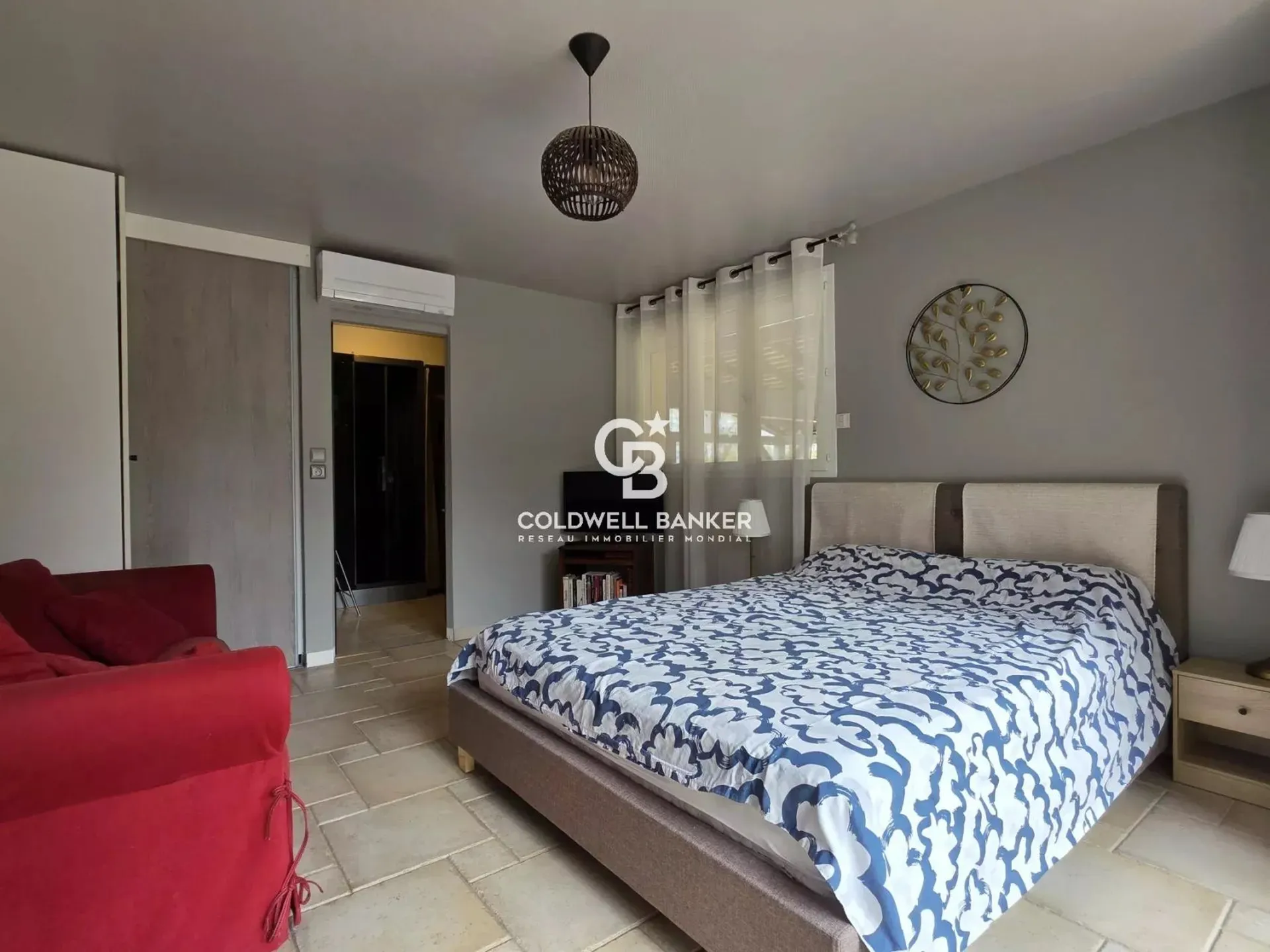 maison avec grands volumes et véranda lumineuse à vendre en campagne sarthoise