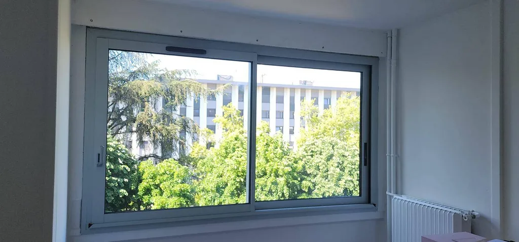 Remplacement complet de menuiseries et volets à Lyon Croix-Rousse