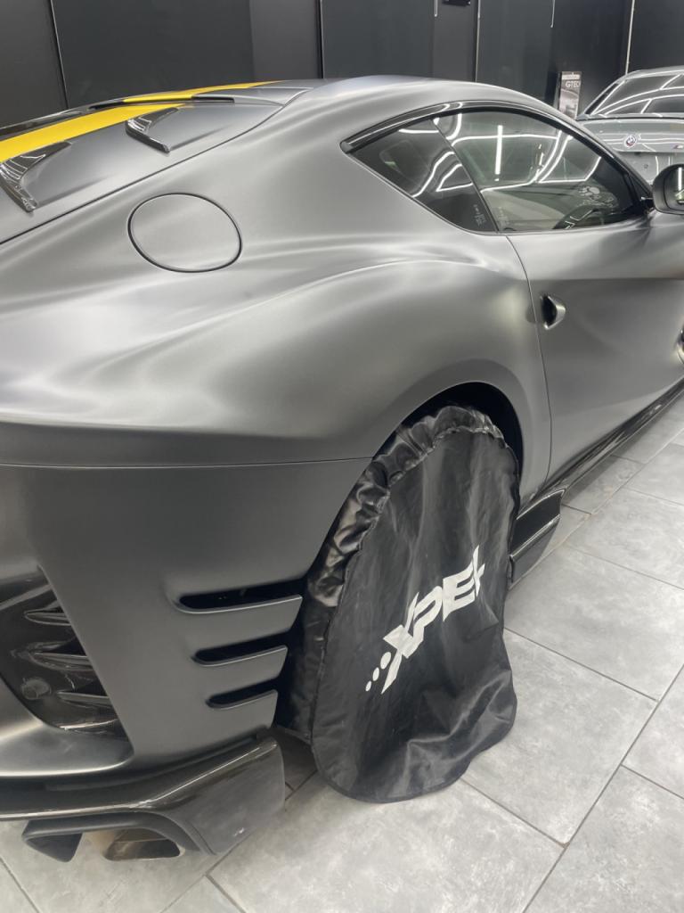 Ferrari 812 Competizione Protection PPF XPEL