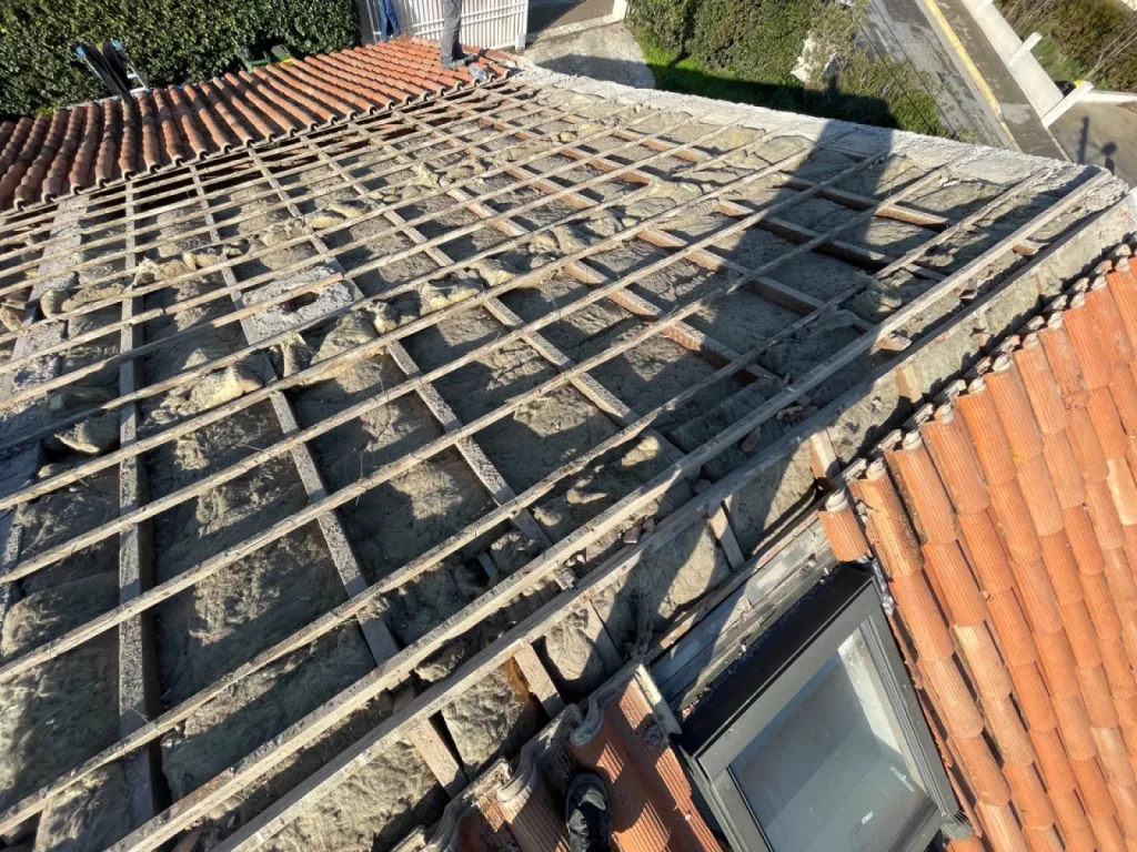 Réfection de toiture avec isolation d’une maison sur Châteauneuf-les-Martigues.