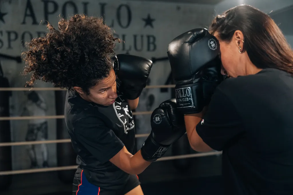 LA BOXE ANGLAISE : LE NOBLE ART POUR TOUS, LES FEMMES ET LES HOMMES