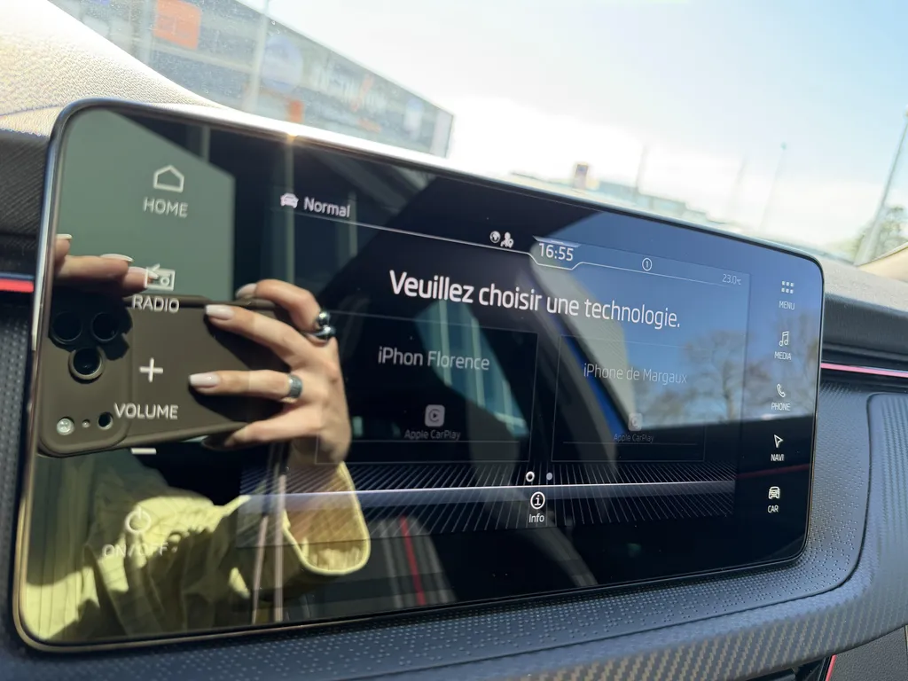Vente Skoda Kamiq occasion Monte Carlo 1.5 TSI 150 DSG7 à La Frénaye : SUV essence récent proche du Havre et Rouen