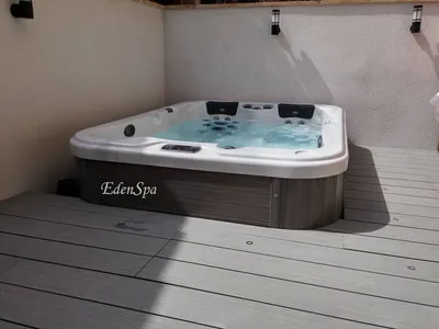 spa 3 places semi encastre marseille