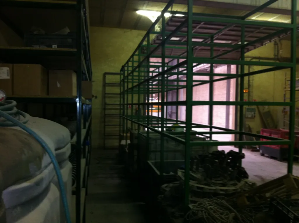 AGENCEMENT ETAGERES DE STOCKAGE ISTRES
