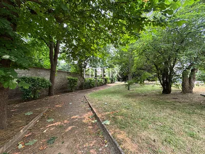 Bel appartement 2 pièces ascenseur cave parking Saint-Germain-en-Laye belles Prestations 