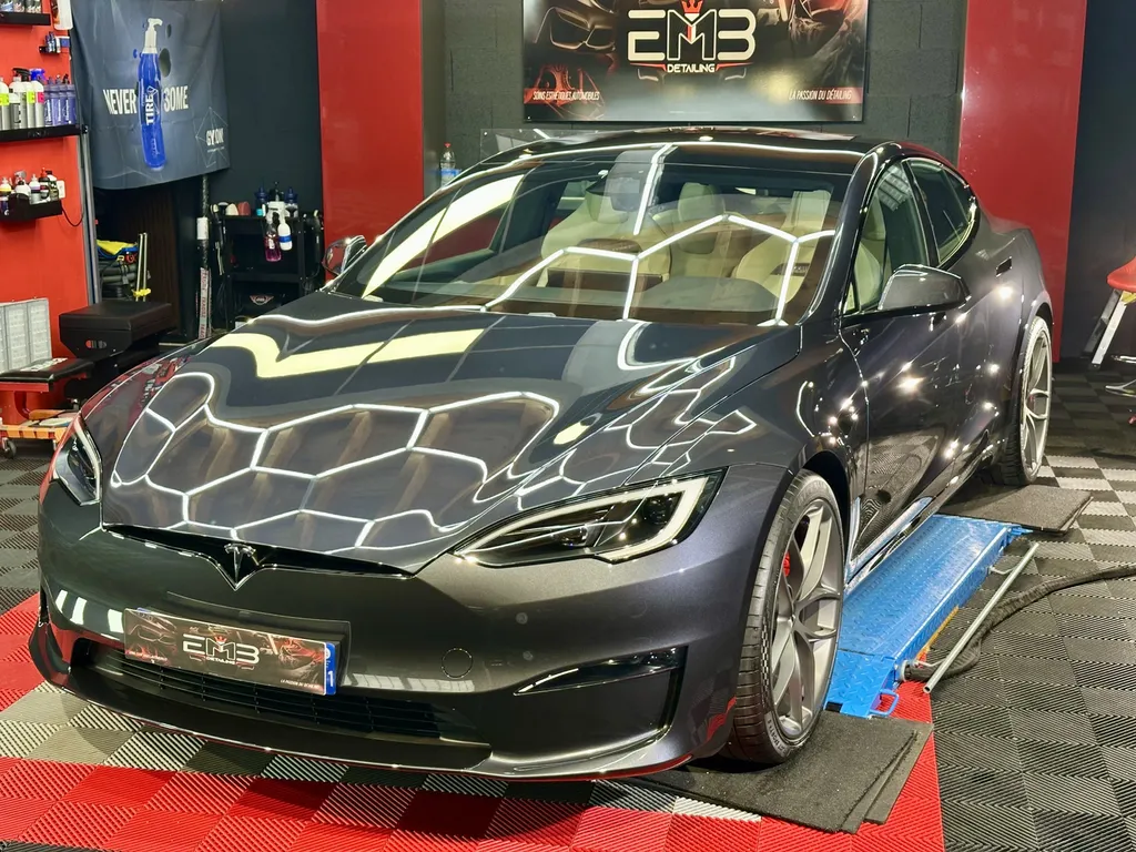 spécialiste du traitement ceramqiue Tesla sur lyon